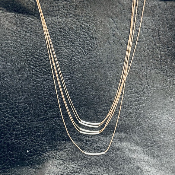 Multi layer Necklace - Picture 4 of 5